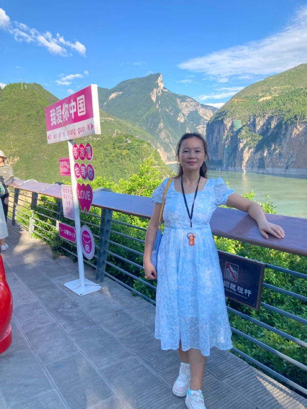 君81的第五张照片--汕尾相亲服务中心