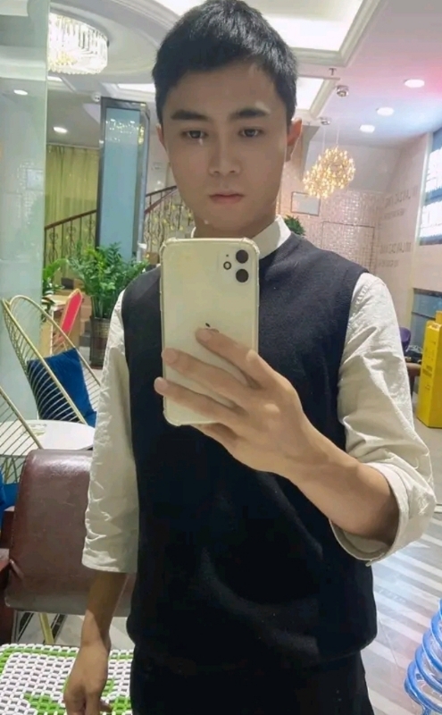 小叶的第一张照片--汕尾相亲服务中心