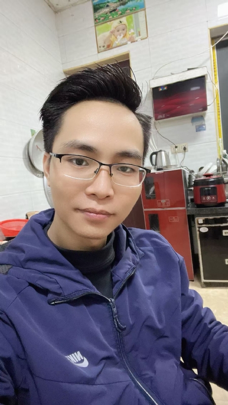 西西在征婚的第三张照片--汕尾相亲服务中心