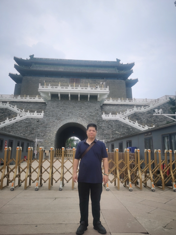 伟哥的第一张照片--汕尾相亲服务中心